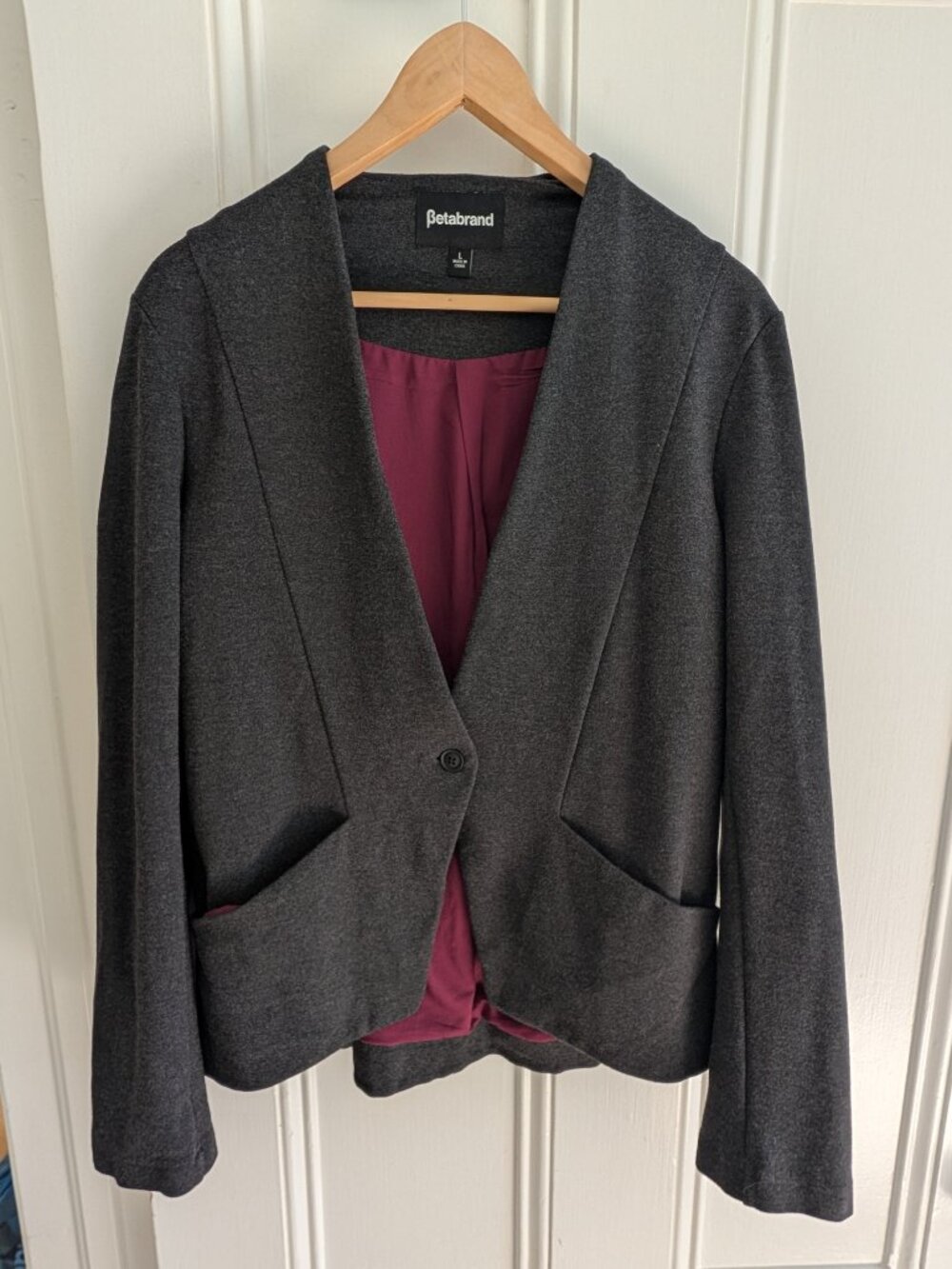 Betabrand Women’s Stretch Blazer (Charcoal)